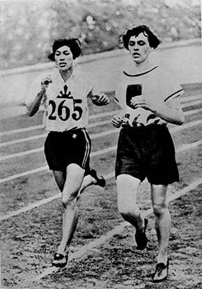 アムステルダム大会800mで日本人女子初のメダル（銀）を獲得した人見絹枝（1928年）