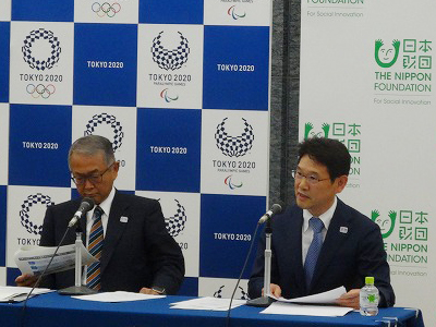 協定内容を説明する渡邉SSF理事長（右）と坂上優介東京2020組織委員会副事務総長（左）