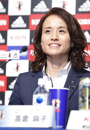 日本女子サッカー界の歩みと共に 高倉 麻子 Voice Of Legends インタビュー 笹川スポーツ財団