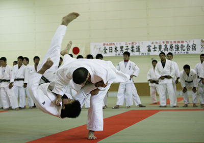 アテネ・オリンピック前に長野で行われた全日本男子強化合宿。（2004年）