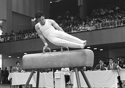 オリンピック団体5連覇の偉業を成し遂げた日本の男子体操を牽引した小野喬