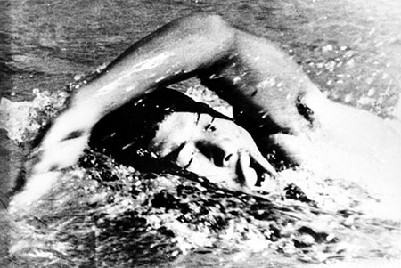 戦後、水泳自由形で世界新記録を連発し“フジヤマのトビウオ”と呼ばれた古橋廣之進
