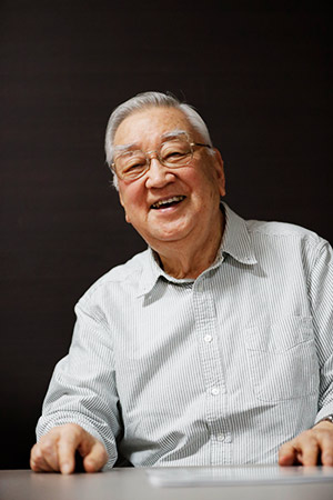 日比野弘 氏(インタビュー風景)