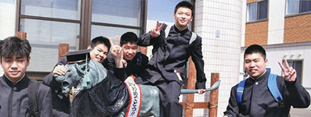 日本体育大学附属高等支援学校の生徒たち