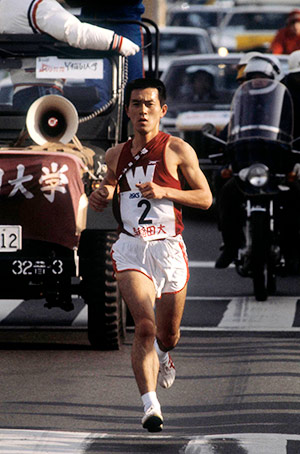 早稲田大で4年間2区を走り、3、4年時には区間賞を獲得した瀬古利彦（1980年1月）