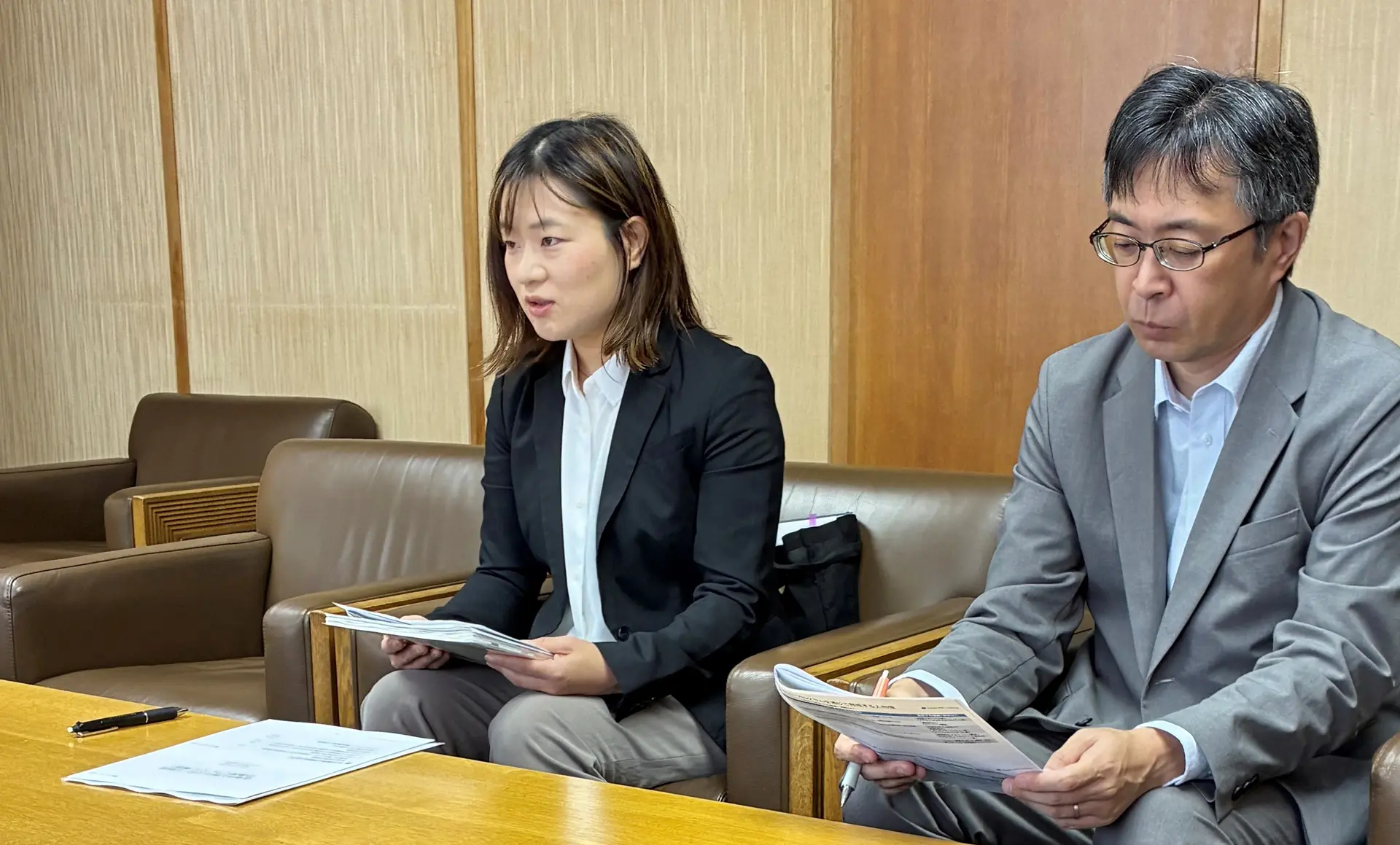 小田主査（2025年度フェロー育成プログラム修了生）による「市民スキーの日」に関する報告の様子