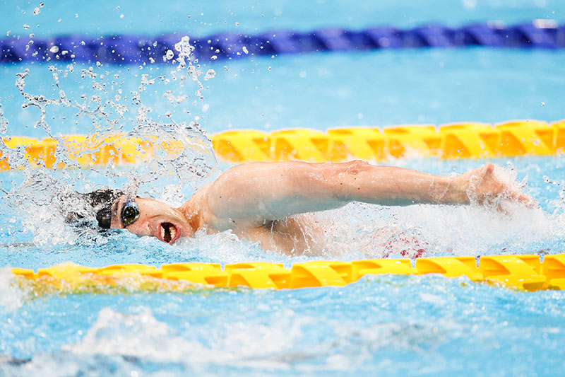 水泳男子100m自由形で金メダルを獲得した鈴木孝幸の泳ぎ