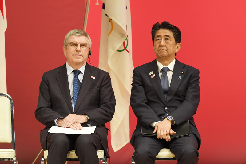 東京2020オリンピック1年前セレモニーでの安倍晋三首相 (当時)とトーマス・バッハ IOC会長（2019年7月24日）