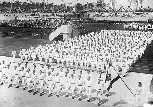ベルリンの競技場オープニング式典（1913年6月8日）