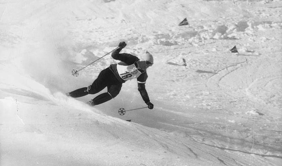 1956年コルティナダンペッツォ冬季オリンピック、大回転で優勝するザイラー