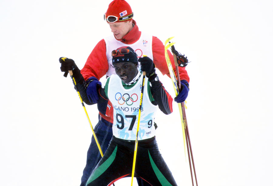 1998年長野冬季大会クロスカントリースキー10km クラシカルで、止まれないボイトを後ろからダーリが抱き抱える