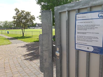 TGS-Walldorfの施設の入口の貼り紙