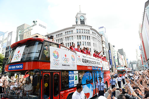 2012年8月に銀座で行われたオリンピックメダリストによるパレード