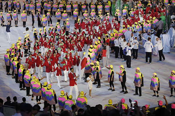 リオデジャネイロ・オリンピックの開会式で104番目に登場した日本選手団（2016年）