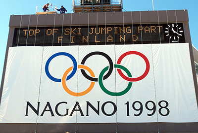 長野オリンピック・ジャンプ会場の電光掲示板（1998）