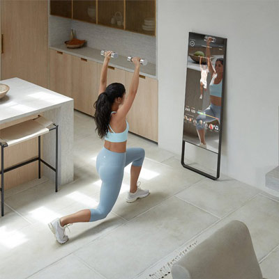 Mirror of Lululemon (Mirror/Twitter)