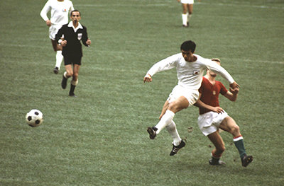 1968年メキシコシティー大会のサッカーで日本は銅メダルを獲得した釜本邦茂