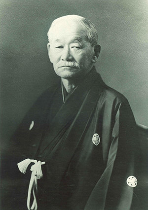 講道館柔道の創始者で、日本のオリンピック参加に尽力した嘉納治五郎