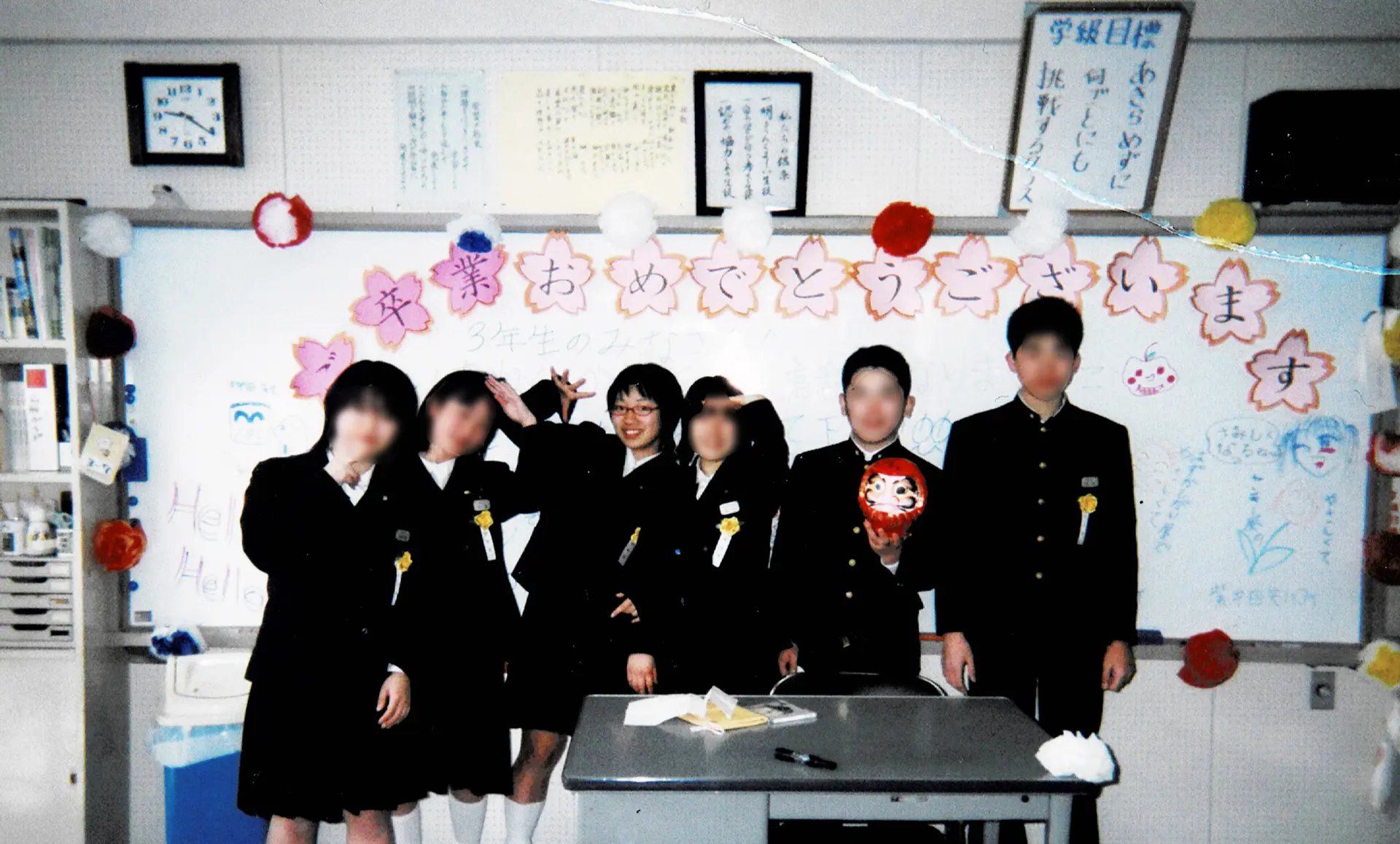 中学校の卒業式（写真；本人提供）