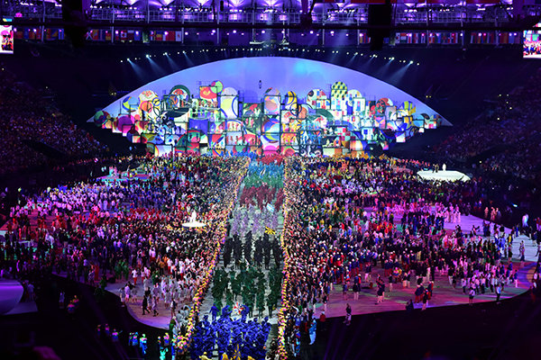 マラカナンスタジアムで開催されたリオデジャネイロオリンピック開会式（2016年8月7日）