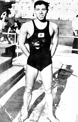 1932年ロサンゼルスオリンピックの男子100m背泳ぎで金メダルを獲得