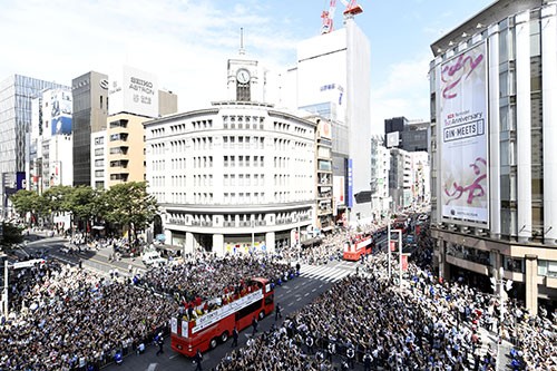 リオデジャネイロオリンピック・パラリンピック後に行われた日本選手団凱旋パレード（2016年/銀座）