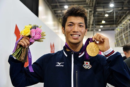 ロンドンオリンピックボクシングの金メダリスト村田諒太選手（2012年）