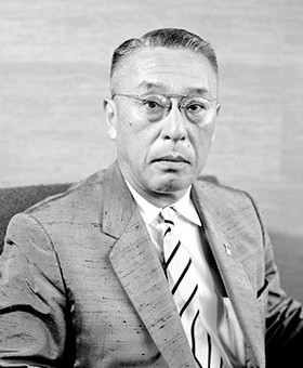 Amazon.co.jp: 昭60「人間田畑政治 オリンピックと共に五十年