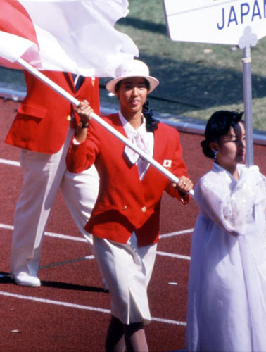 1988ソウルオリンピック開会式で日本選手団の旗手を務めた小谷選手