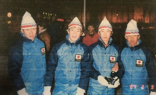 中学3年生で世界ジュニア選手権に出場。右から二人目。
(1984年。ノルウェー)