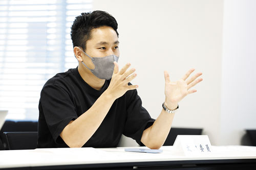 JOC/NF合同アスリート委員会で発言する太田雄貴氏（2022年）